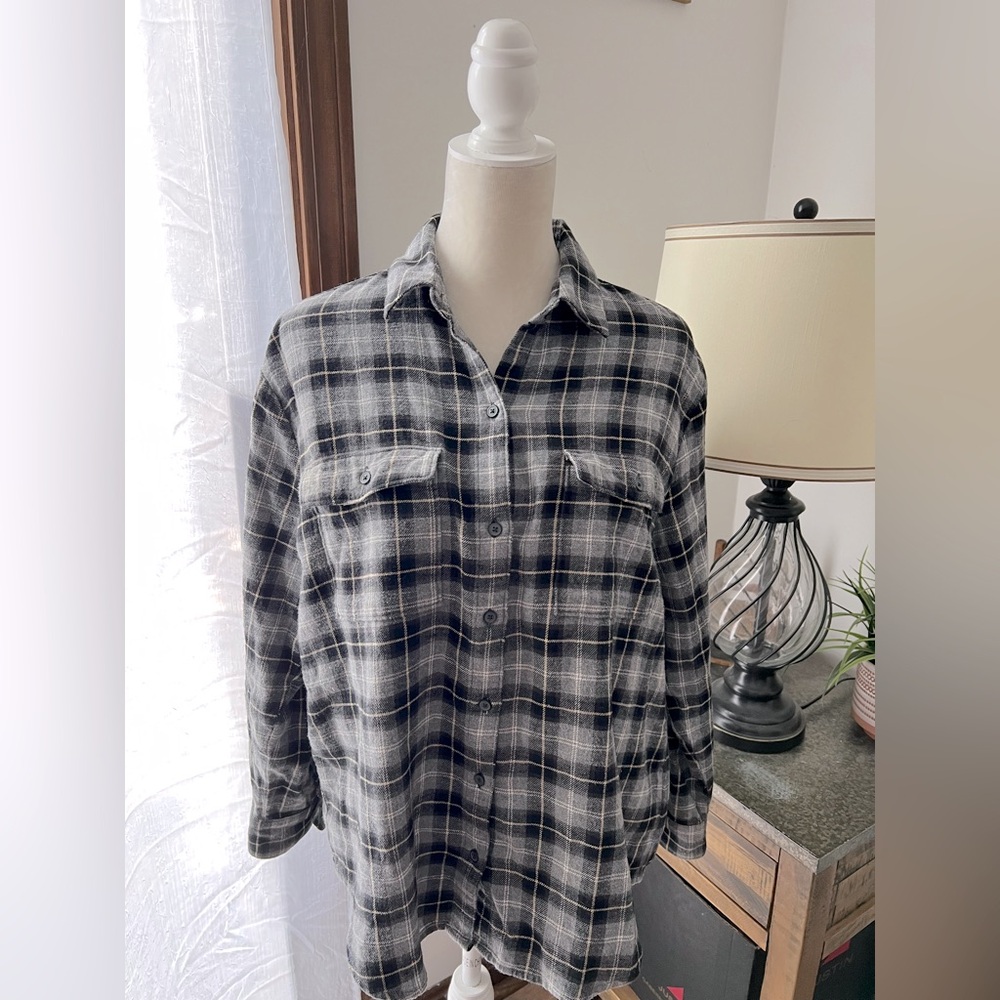 Old Navy boyfriend button down flannel